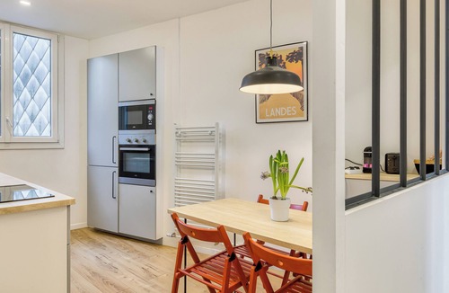 Coteaux Ouest Apartment | Le passage du renard pour 6 personnes avec parking