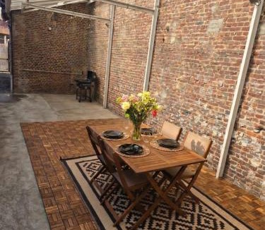 Pont-l'Eveque House | Le passage, maisonnette cosy