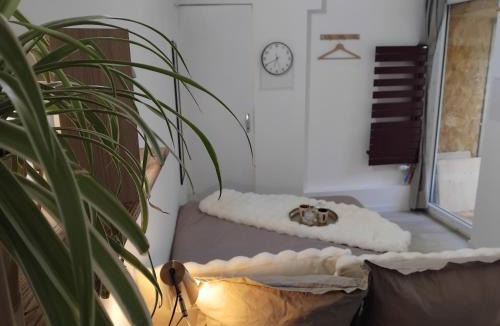 Chavagne Apartment | Le passage secret