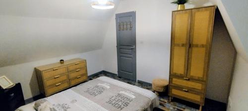 Saint-Omer House | Le Passage Secret