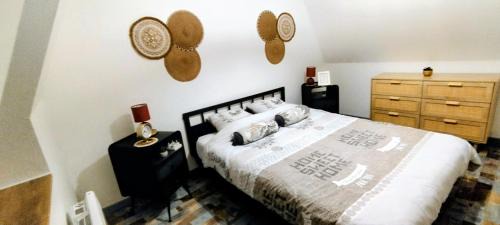 Saint-Omer House | Le Passage Secret