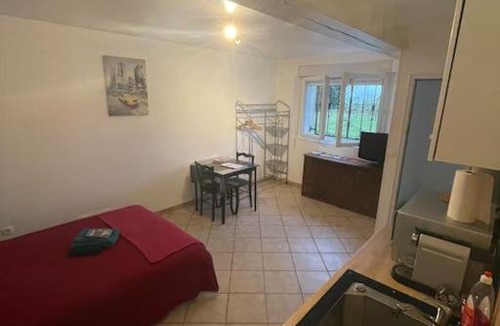 Paroy-sur-Tholon Apartment | Le passage - Wi-Fi