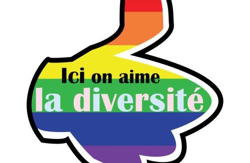 Aimargues Bed & Breakfast | Le Patio, chambres d hôtes pour adultes en Camargue, possibilité de naturisme à la piscine,