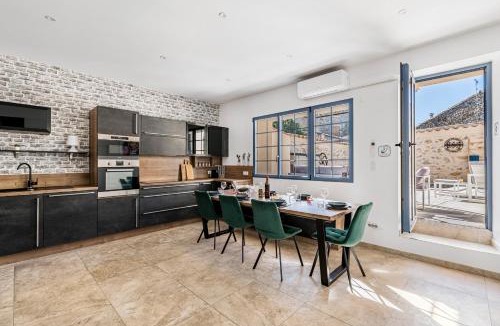 Fabrezan Villa | Le Patio d'Arlou, Maison de caractère