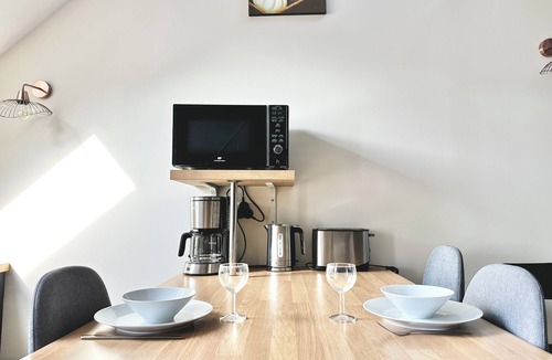 Miroir - Batignolles Apartment | Le Patio de Loiseau