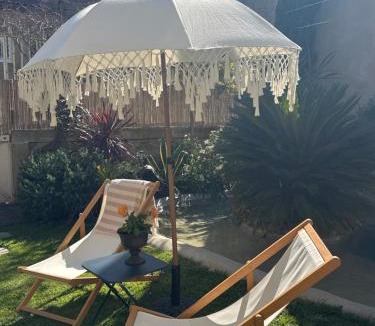 Verzeille Bed & Breakfast | Le Patio Des Senteurs