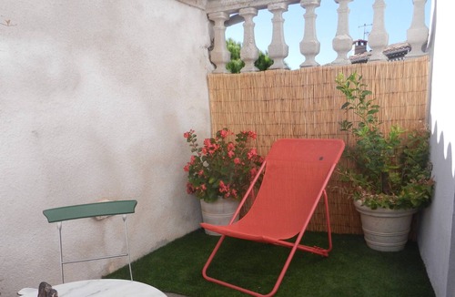 Verzeille Bed & Breakfast | Le Patio Des Senteurs