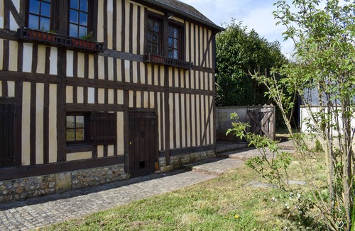 Le Torquesne House | Le Patio Secret