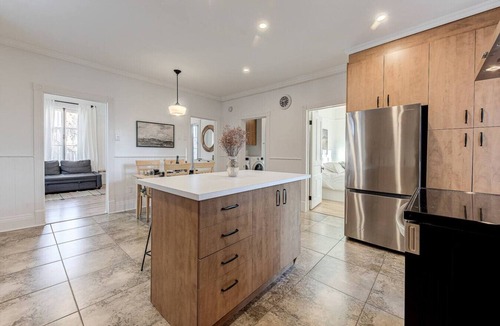 Quartier 5-4 Apartment | Le Patrimonial-Two bedrooms