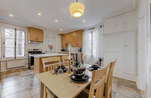 Quartier 5-4 Apartment | Le Patrimonial-Two bedrooms 6 persons