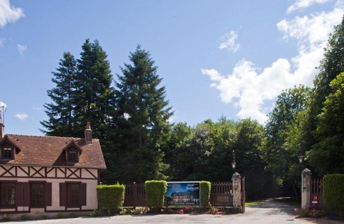 Silly-en-Gouffern Hotel | Le Pavillon De Gouffern