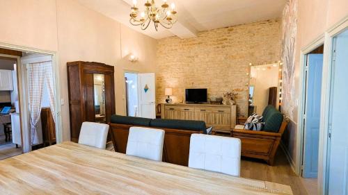 Mige House | Le Pavillon des Dames