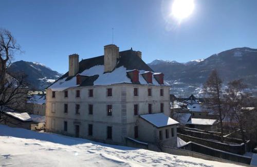 Mont-Dauphin Apartment | Le Pavillon des Officiers