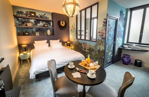 Anzin-Saint-Aubin Bed & Breakfast | Le Pavillon Du Golf D'Arras