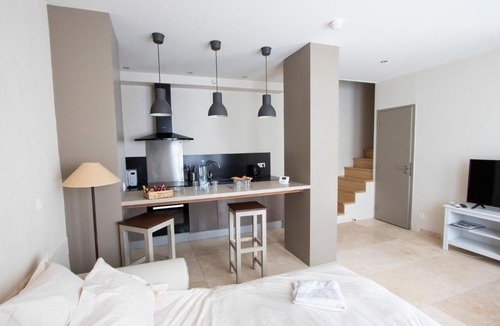 Cons-la-Grandville Apartment | Le Pavillon du Prieure