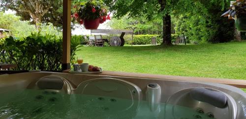 Cours Hotel | Le Pavillon