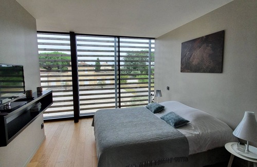 Montagne Hostel | Le Pavillon - The Flower