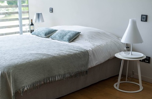 Montagne Hostel | Le Pavillon - The Flower