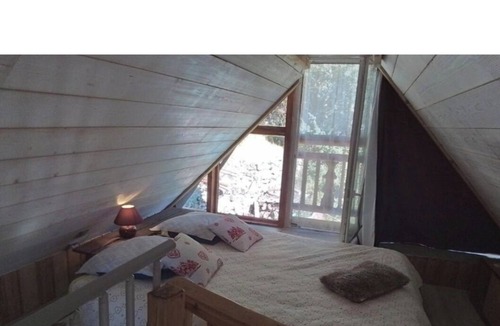 Benevent-et-Charbillac Ski Chalet | Le Petit Grenier