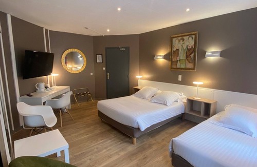 Charleville-Mezieres Hotel | Le Pelican