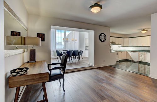 Latin Quarter Apartment | Le penthouse at"Le château"- 2 bedroom condo.