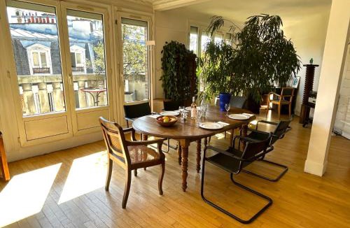 Epinettes Apartment | Le Penthouse Guy Moquet