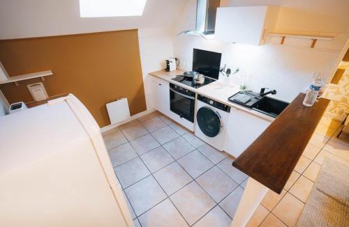 Chateauroux Apartment | Le Perchoir - Duplex - Cozy & Atypical