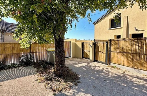 Montauban Apartment | Le Petit * - 1 room, all new & all inclusive