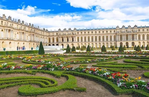 Notre-Dame Apartment | Le Petit Attique - Château de Versailles