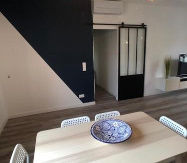 Avignon City Centre Apartment | LE PETIT AVIGNONNAIS - LA VIE DE REVE - INTRAMUROS - CENTER