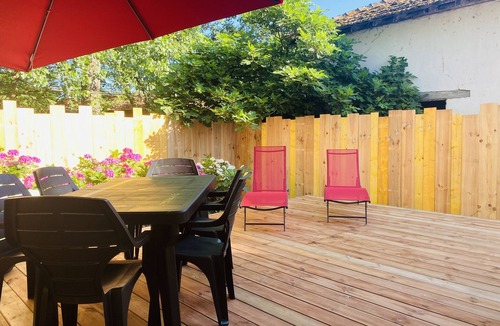 Saubrigues House | Le Petit Basque