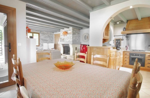 Ontex House | Le petit belvédère: chalet avec piscine & vue lac