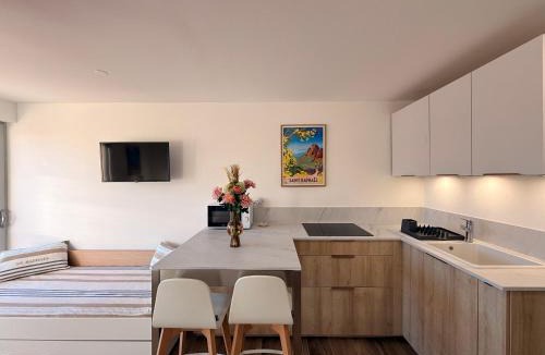 La Celle-sous-Gouzon Apartment | Le Petit Bleu Studio - Boulouris