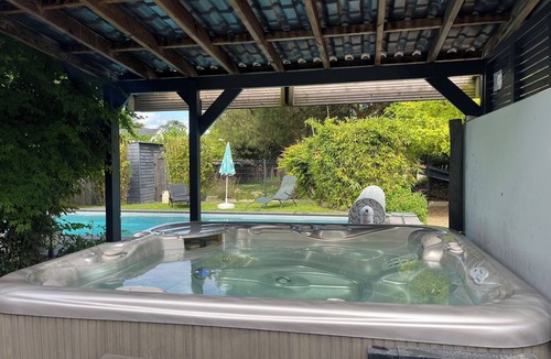 Les Ormes Bed & Breakfast | Le petit bonheur