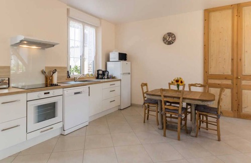 Valmont House | Le Petit Bonheur - Valmont