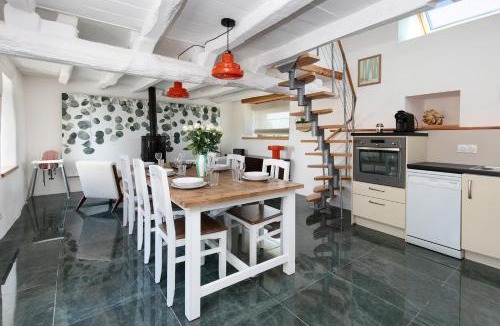 Beganne House | Le petit brécéan spa de nage