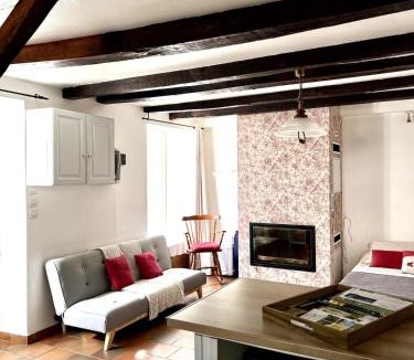 Beaumont House | Le Petit Brétigny
