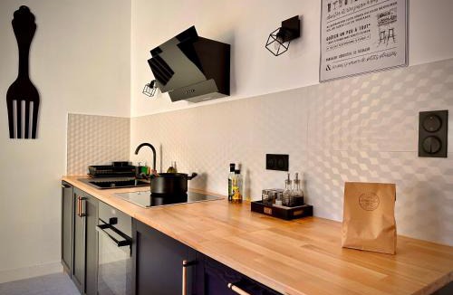 Richelieu Apartment | Le Petit Cardinal