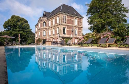 Paluel House | Le Petit Château de Conteville