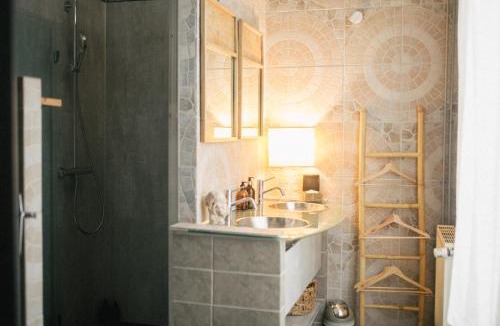 Paluel House | Le Petit Château de Conteville