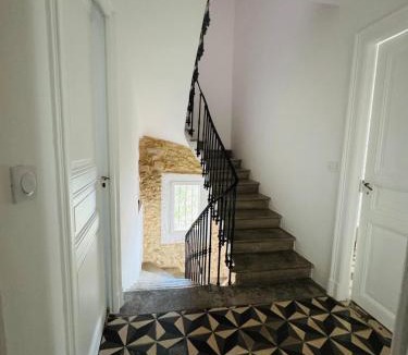 Ginestas House | Le petit château de vacances