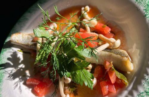 Baye Bed & Breakfast | Le Petit Château