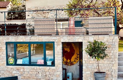 Sourcieux-les-Mines House | Le petit Chacel