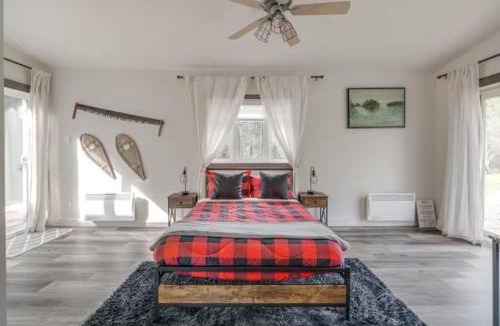 Saint-Raymond Ski Chalet | Le Petit Chalereux