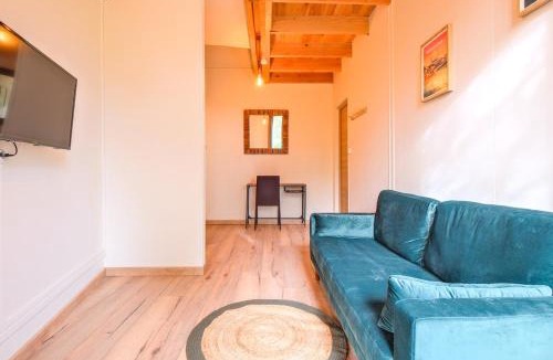 Notre-Dame-de-Sanilhac Ski Chalet | Le petit chalet