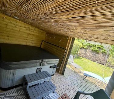 Portbail Ski Chalet | Le petit Chalet