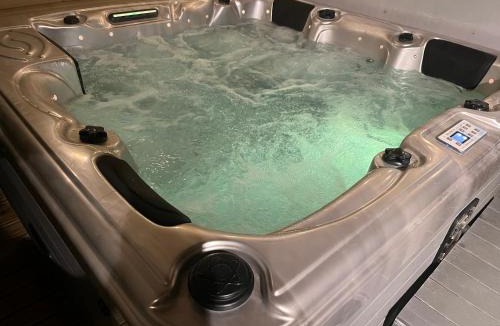 Portbail Ski Chalet | Le petit Chalet