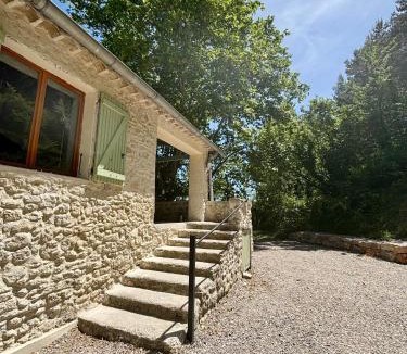 Forcalquier Apartment | Le petit chalus