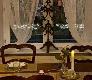 Saint-Michel Bed & Breakfast | Le Petit Chateau