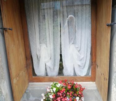 Noyal-Pontivy Apartment | Le Petit Chateau, Matisse